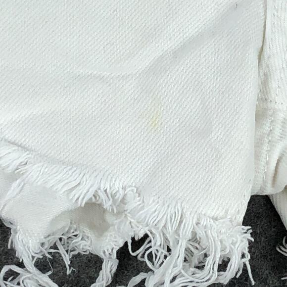 We The Free Womens Shorts 27 White Denim Mid Rise Button Fly Fray Hem Distressed - Picture 12 of 13